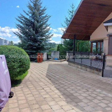 Продам дом, 180 м², 10 сот., евроремонт 