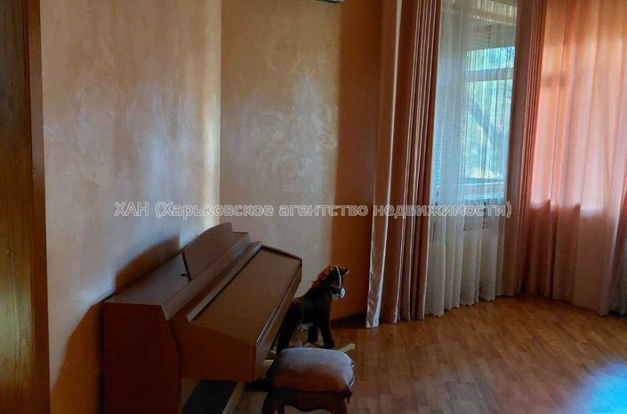 Продам дом, 180 м², 10 сот., евроремонт 