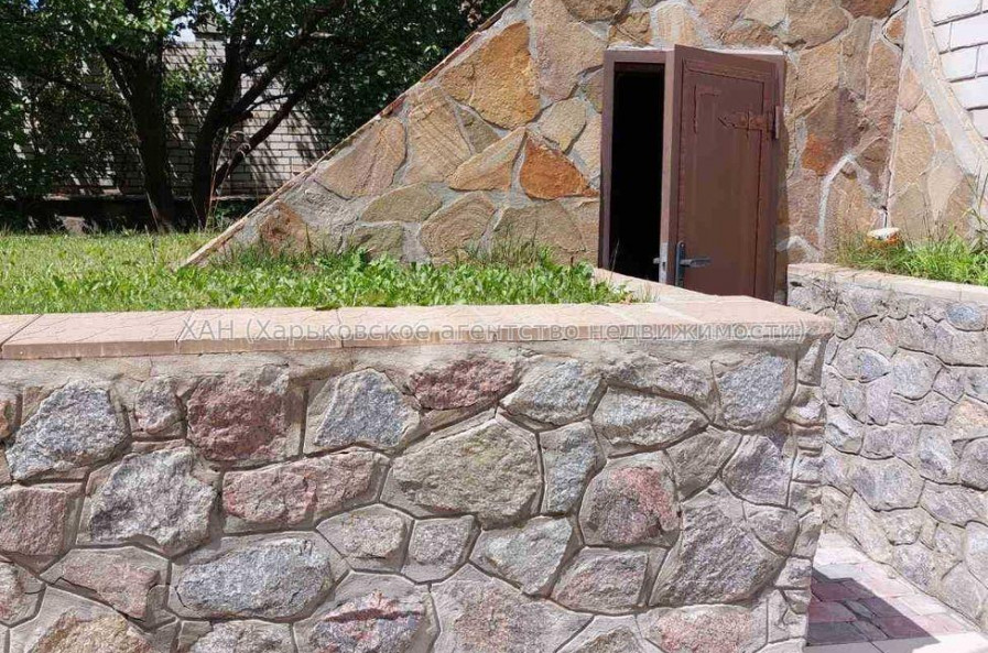 Продам дом, 180 м², 10 сот., евроремонт 