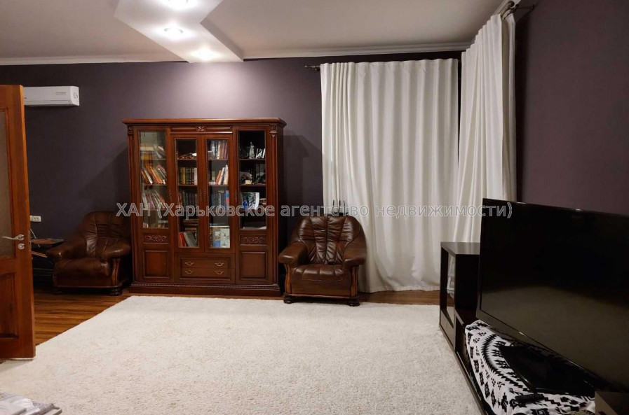 Продам дом, 180 м², 10 сот., евроремонт 