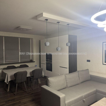 Продам квартиру, Героев Харькова просп. , 3 кім., 105 м², евроремонт 