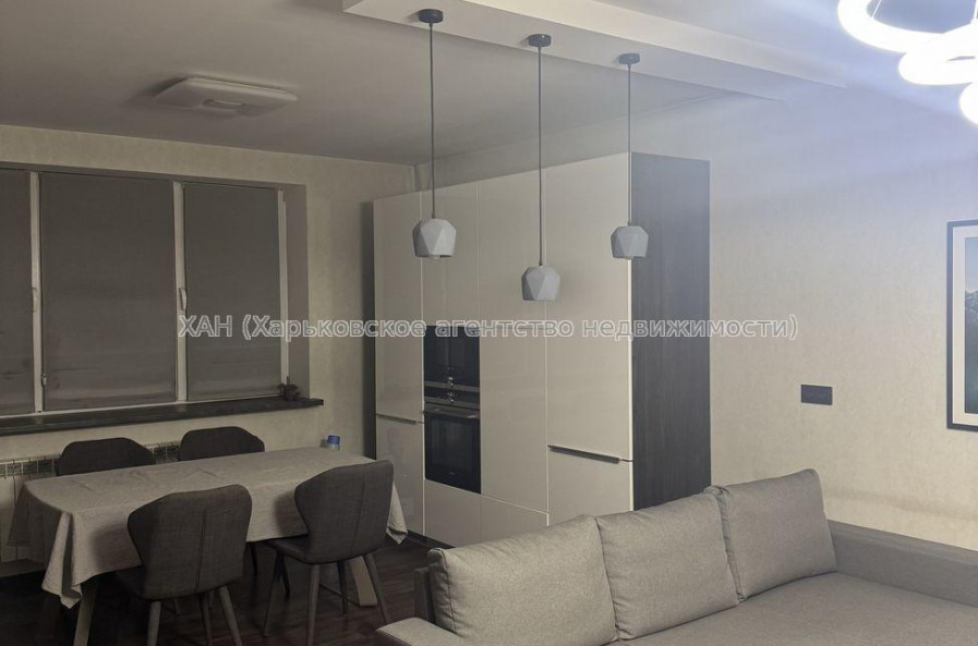 Продам квартиру, Героев Харькова просп. , 3 кім., 105 м², евроремонт 