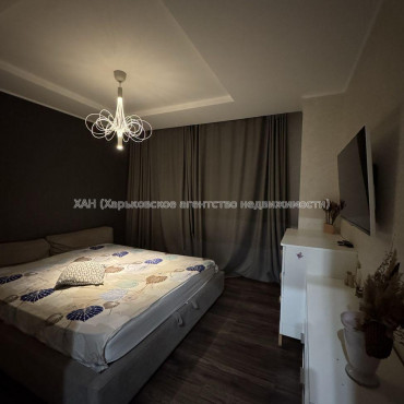 Продам квартиру, Героев Харькова просп. , 3 кім., 105 м², евроремонт 