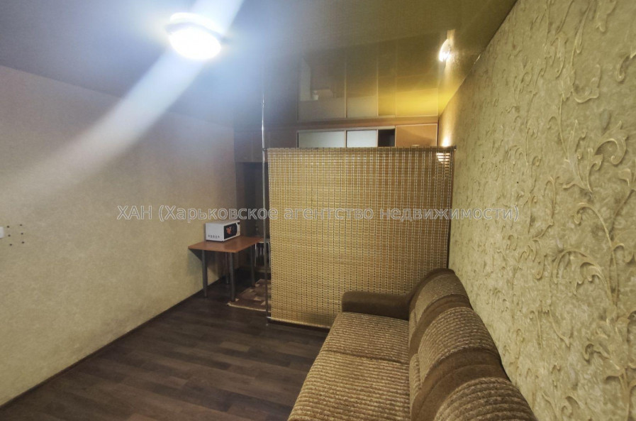 Продам квартиру, Клочковская ул. , 1  ком., 17 м², косметический ремонт 