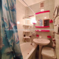 Продам квартиру, Гвардейцев Широнинцев ул. , 2 кім., 46 м², косметический ремонт 