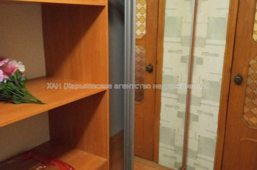 Продам квартиру, Гвардейцев Широнинцев ул. , 2 кім., 46 м², косметический ремонт 