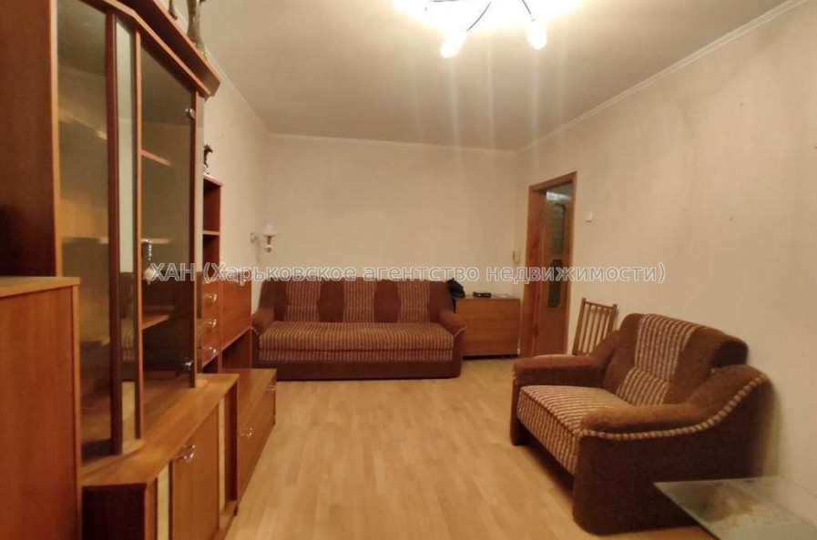 Продам квартиру, Гвардейцев Широнинцев ул. , 2 кім., 46 м², косметический ремонт 