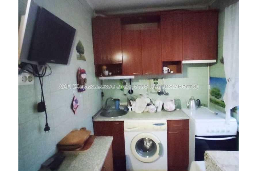 Продам квартиру, Гвардейцев Широнинцев ул. , 2 кім., 46 м², косметический ремонт 
