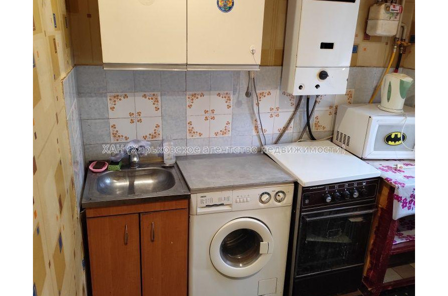 Продам квартиру, Сумгаитская ул. , 1  ком., 30 м², косметический ремонт 