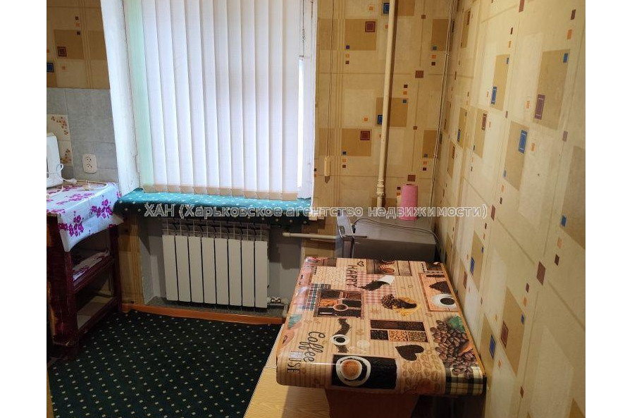 Продам квартиру, Сумгаитская ул. , 1  ком., 30 м², косметический ремонт 