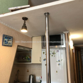 Продам квартиру, Большая Панасовская ул. , 1 кім., 18 м², косметический ремонт