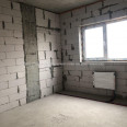 Продам квартиру, Молочная ул. , 3  ком., 92.30 м², без внутренних работ 