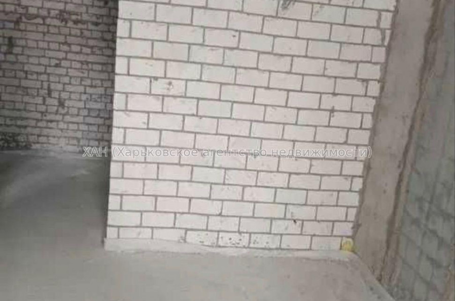 Продам квартиру, Шевченковский пер. , 1  ком., 38 м², без отделочных работ 