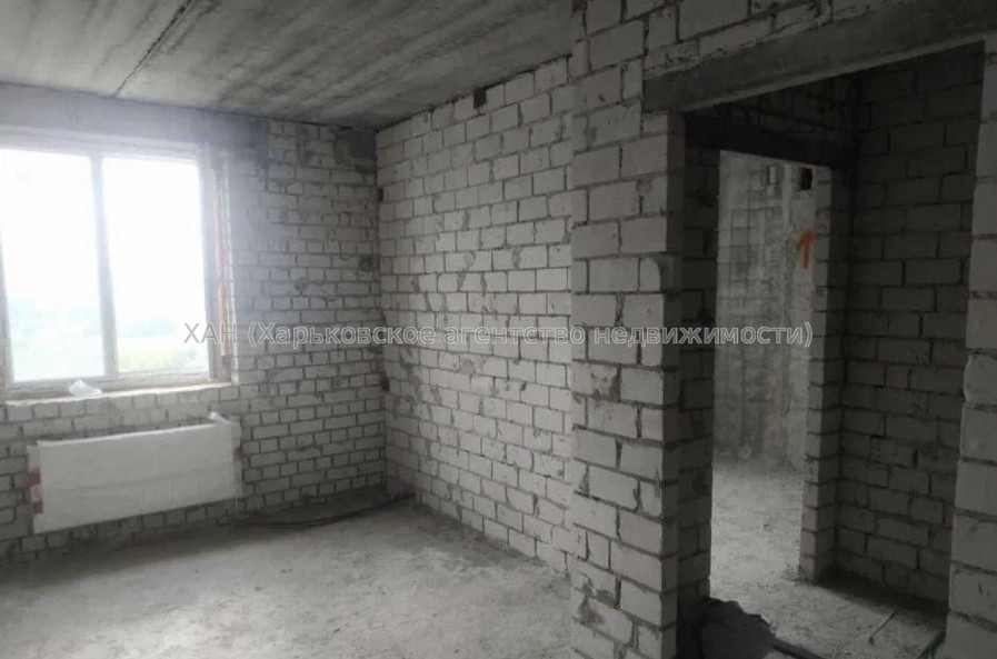 Продам квартиру, Шевченковский пер. , 1  ком., 38 м², без отделочных работ 