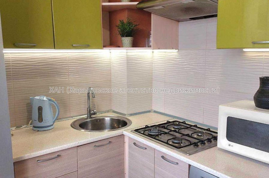 Продам квартиру, Академика Павлова ул. , 1 кім., 33 м², капитальный ремонт 