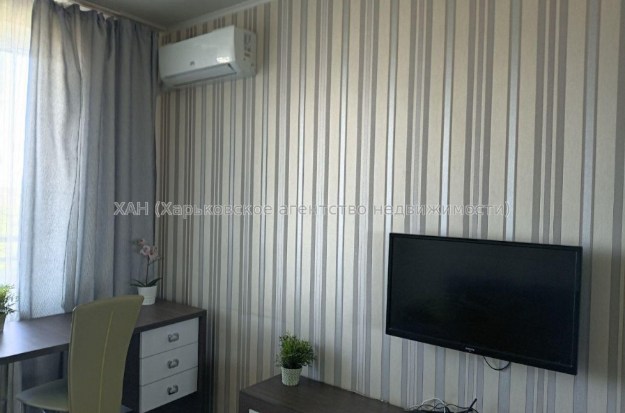 Продам квартиру, Академика Павлова ул. , 1 кім., 33 м², капитальный ремонт 