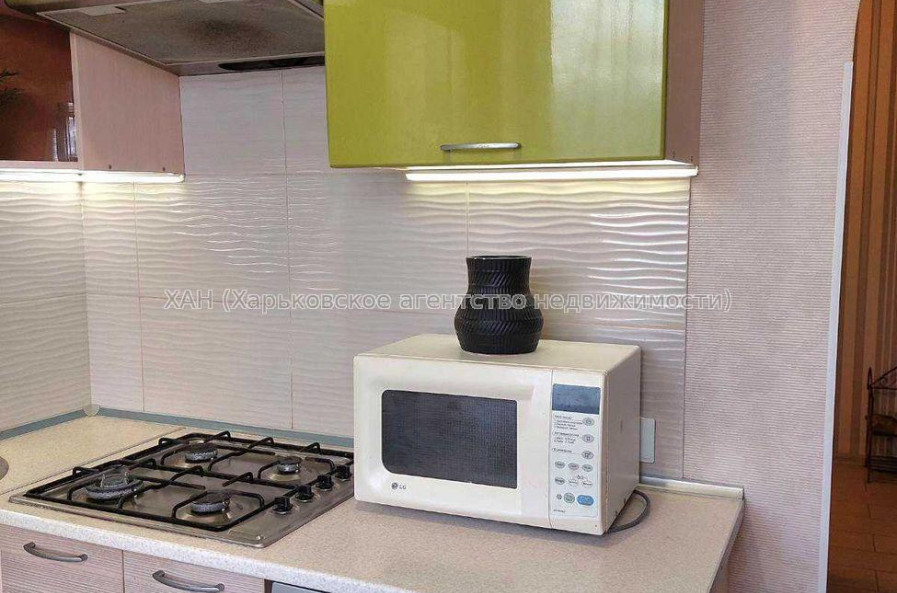 Продам квартиру, Академика Павлова ул. , 1 кім., 33 м², капитальный ремонт 