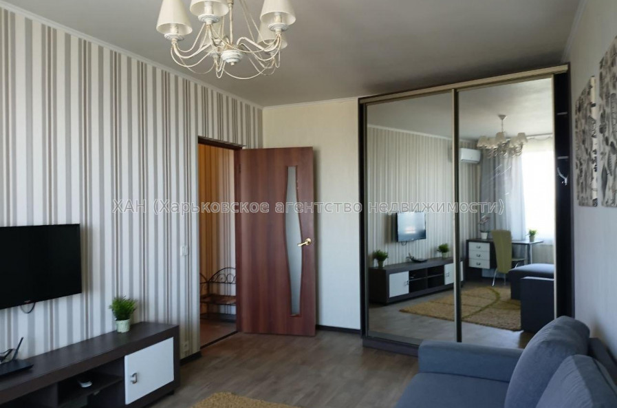 Продам квартиру, Академика Павлова ул. , 1 кім., 33 м², капитальный ремонт 