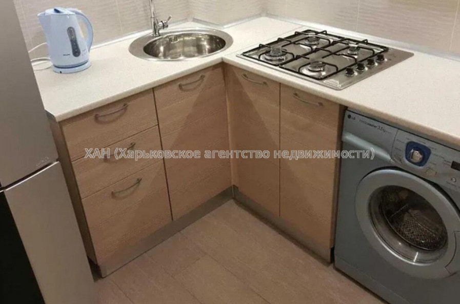 Продам квартиру, Академика Павлова ул. , 1 кім., 33 м², капитальный ремонт 