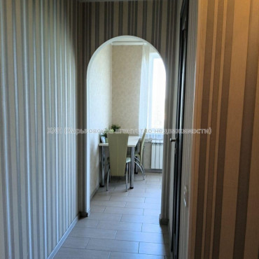 Продам квартиру, Академика Павлова ул. , 1 кім., 33 м², капитальный ремонт 