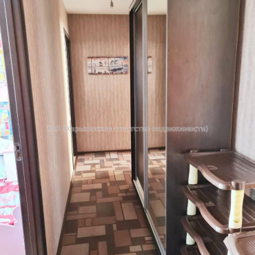 Продам квартиру, Победы просп. , 78 , 3 кім., 67.70 м², капитальный ремонт 