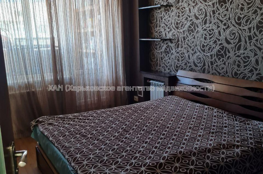 Продам квартиру, Победы просп. , 78 , 3 кім., 67.70 м², капитальный ремонт 