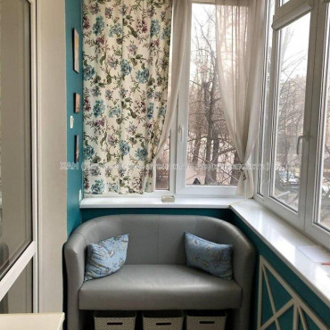 Продам квартиру, Библика ул. , 3 кім., 77 м², капитальный ремонт 