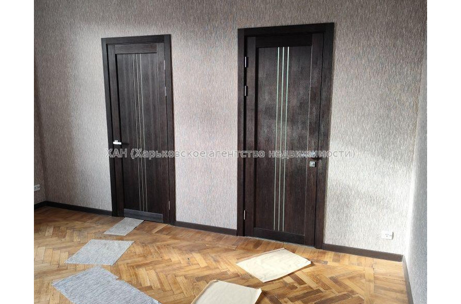 Продам квартиру, Гарета Джонса ул. , 4  ком., 92.80 м², косметический ремонт 