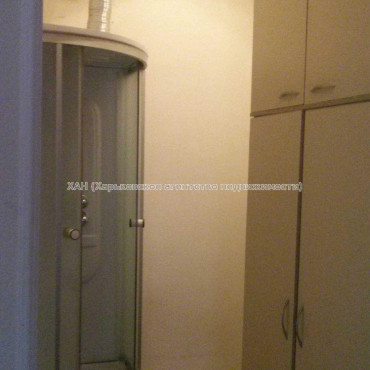 Продам квартиру, Алчевских ул. , 1 кім., 27 м², косметический ремонт 