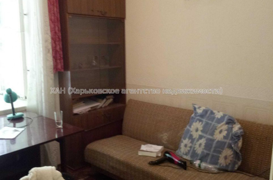 Продам квартиру, Алчевских ул. , 1 кім., 27 м², косметический ремонт 