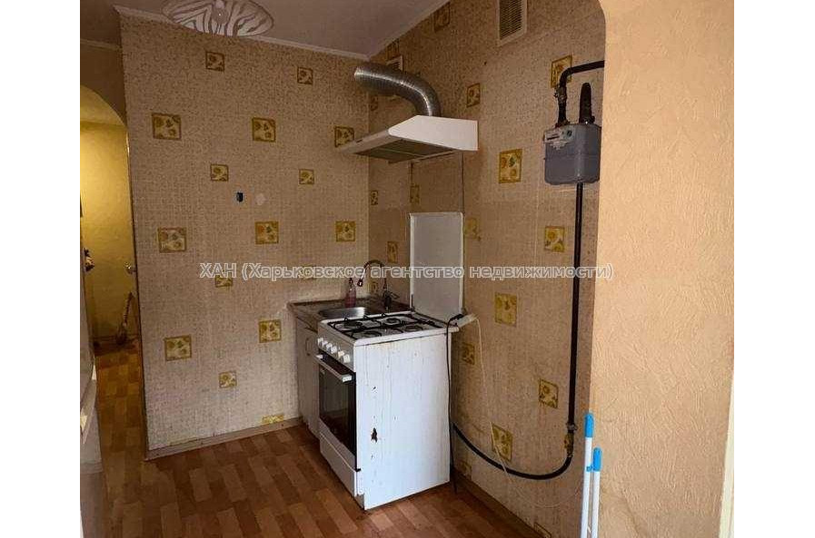 Продам квартиру, 2  ком., 52.50 м², советский ремонт 