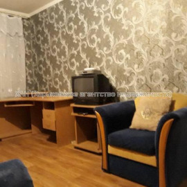 Продам квартиру, Валентиновская ул. , 1  ком., 32 м², косметический ремонт