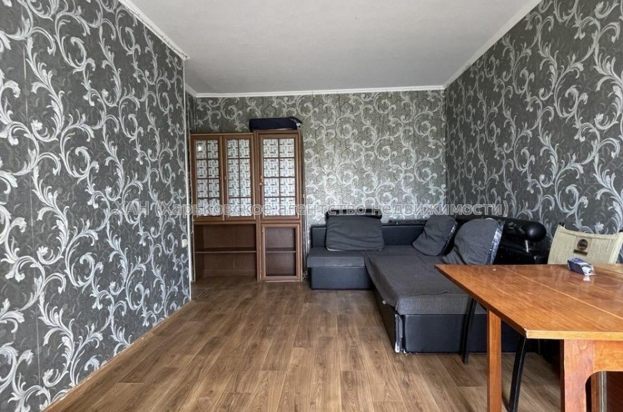 Продам квартиру, Валентиновская ул. , 1  ком., 33 м², косметический ремонт 