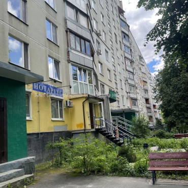 Продам квартиру, Валентиновская ул. , 1  ком., 33 м², косметический ремонт 