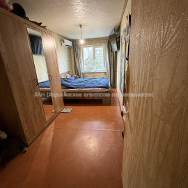 Продам квартиру, 2  ком., 43.80 м², советский ремонт