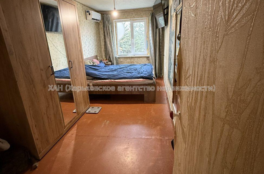 Продам квартиру, 2  ком., 43.80 м², советский ремонт 