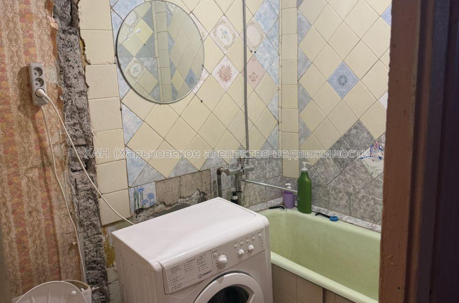 Продам квартиру, 2  ком., 43.80 м², советский ремонт 