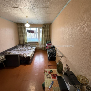 Продам квартиру, 2  ком., 43.80 м², советский ремонт 