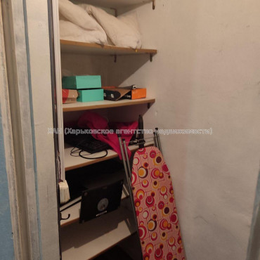 Продам квартиру, Проскуры ул. , 2 кім., 42 м², советский ремонт 