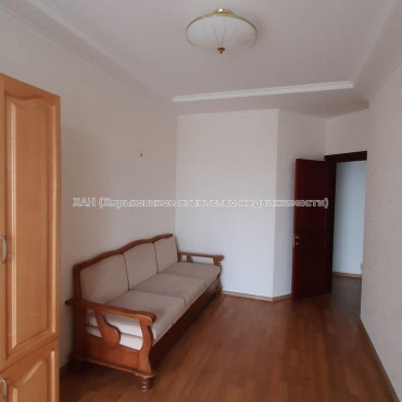 Продам квартиру, Верхнегиевская ул. , 2  ком., 82 м², авторский дизайн 