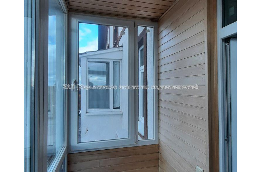 Продам квартиру, Верхнегиевская ул. , 2  ком., 82 м², авторский дизайн 