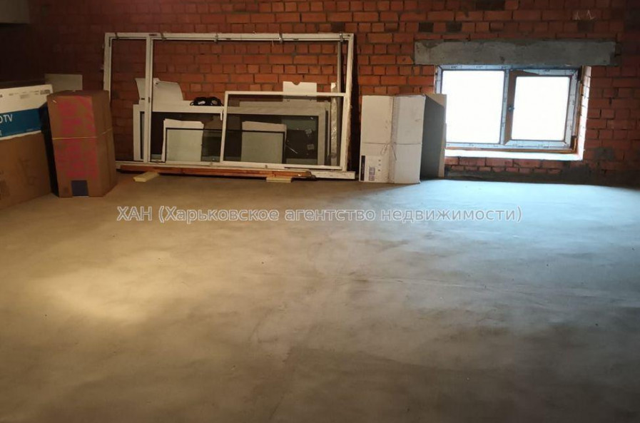Продам квартиру, Верхнегиевская ул. , 2  ком., 82 м², авторский дизайн 