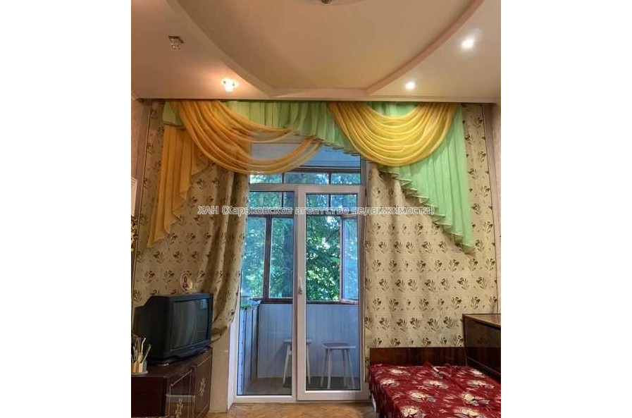 Продам квартиру, Библика ул. , 2 кім., 53.40 м², косметический ремонт 