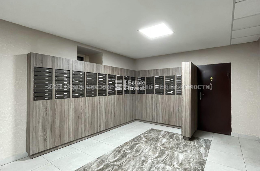 Продам квартиру, 2 кім., 72 м², евроремонт 