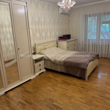 Продам будинок, 150 м², 20 соток, советский ремонт 