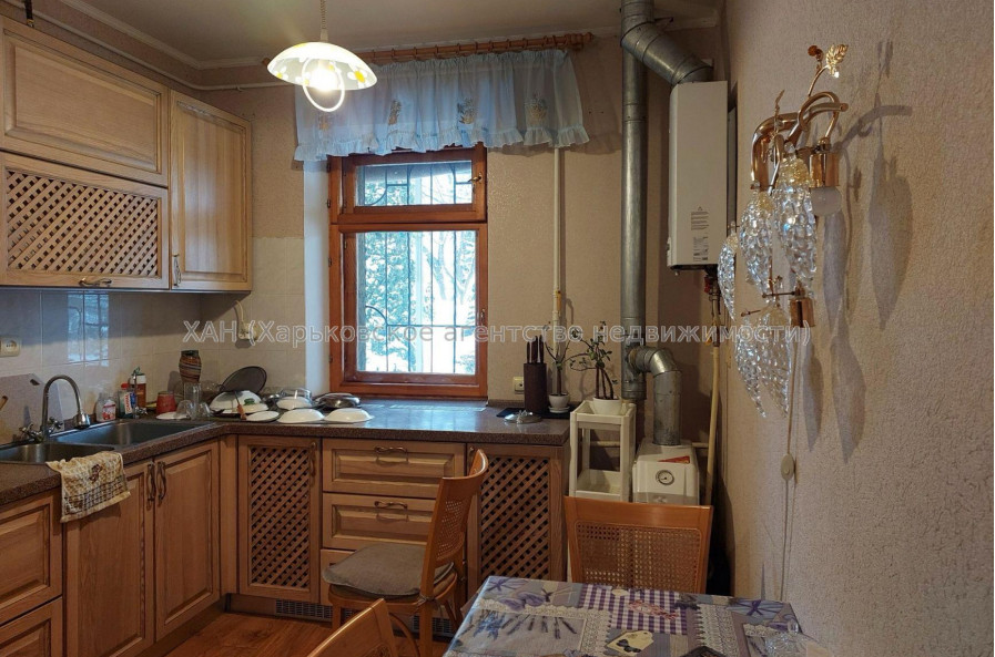 Продам будинок, 150 м², 20 соток, советский ремонт 