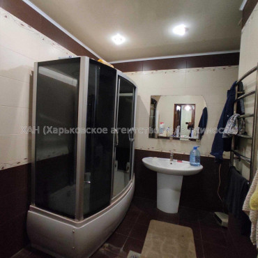 Продам будинок, 226 м², 12 соток, косметический ремонт 