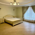 Продам дом, Барабашова академика ул. , 307 м², 10 сот., евроремонт 