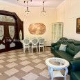 Продам дом, Барабашова академика ул. , 307 м², 10 сот., евроремонт 