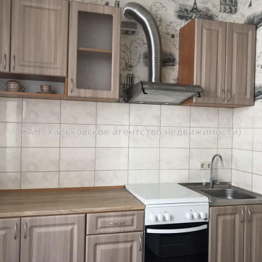 Продам квартиру, Малиновская ул. , 1  ком., 40 м², евроремонт 